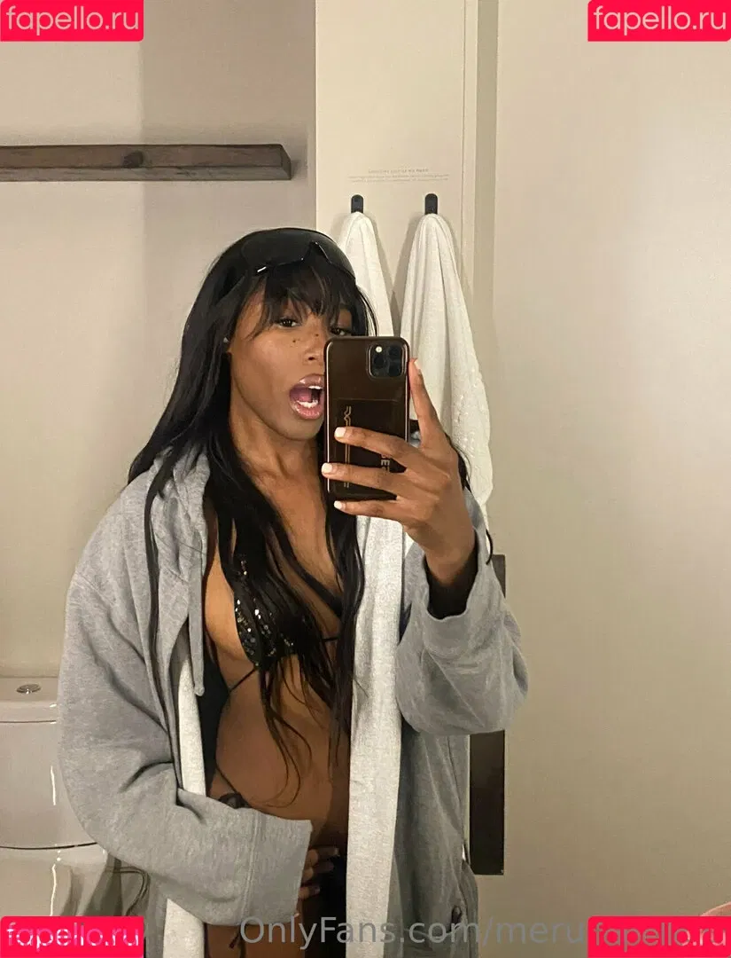 meruhart666 Onlyfans Photo Gallery 
