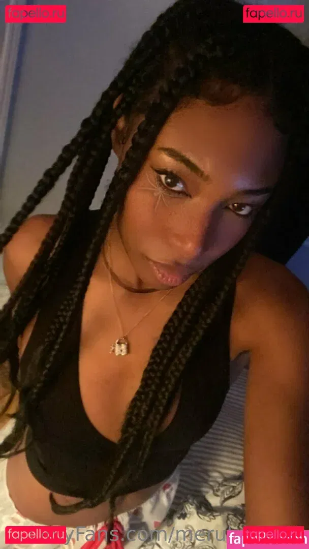 meruhart666 Onlyfans Photo Gallery 