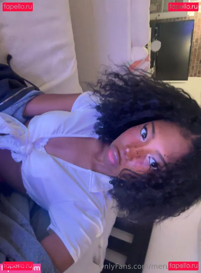 meruhart666 Onlyfans Photo Gallery 