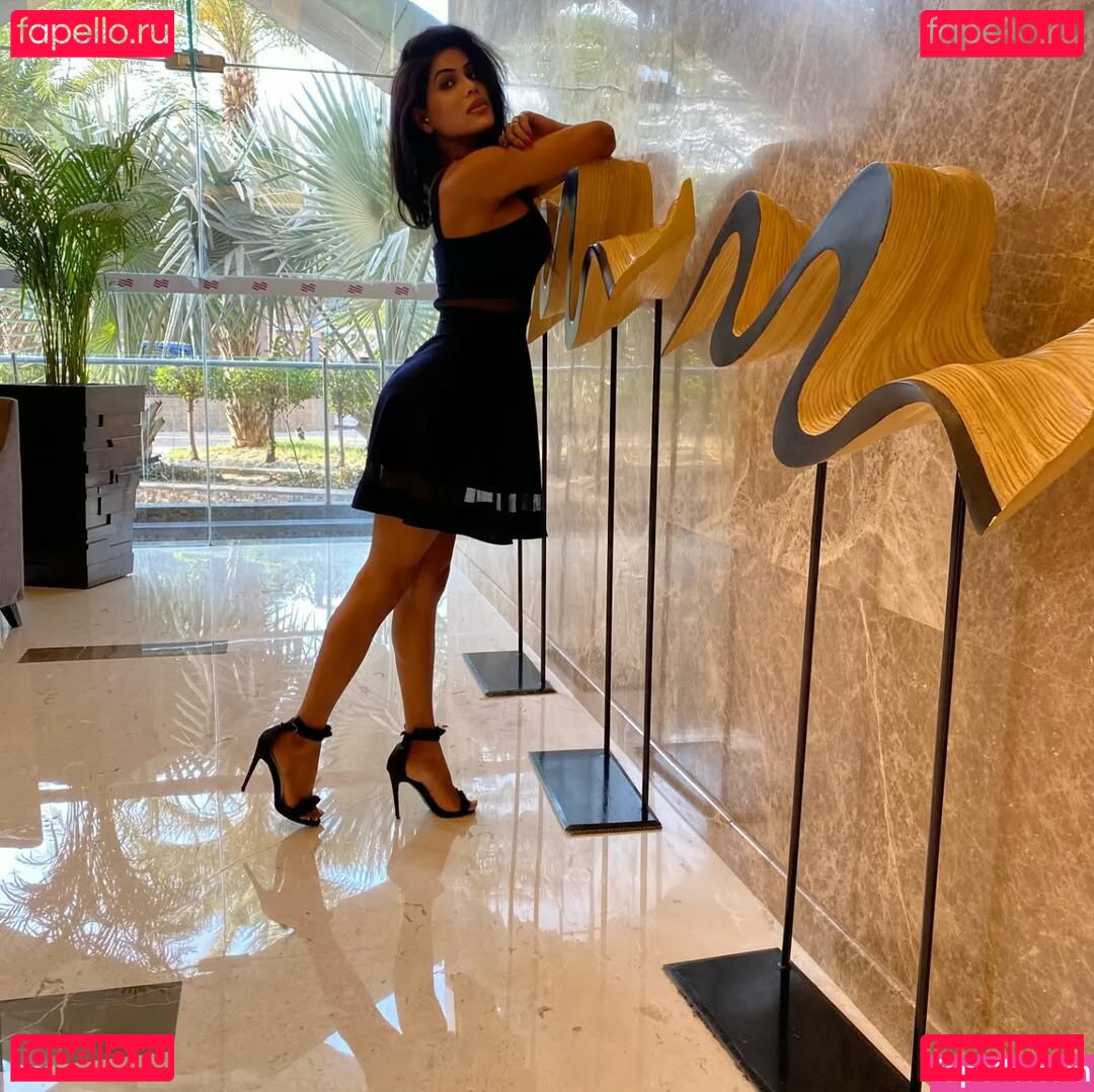 Alina Rai Nude Onlyfans Photo 49