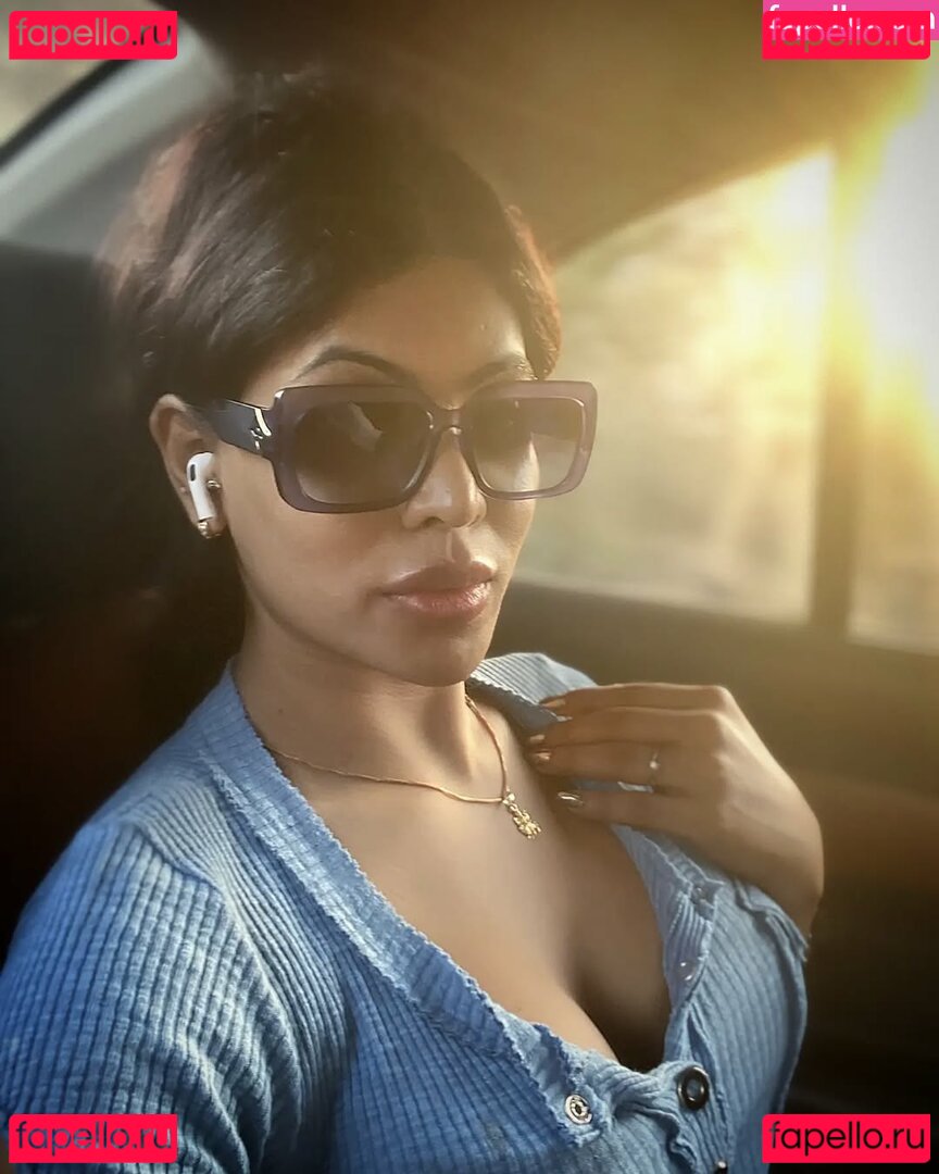 Alina Rai Nude Onlyfans Photo 34