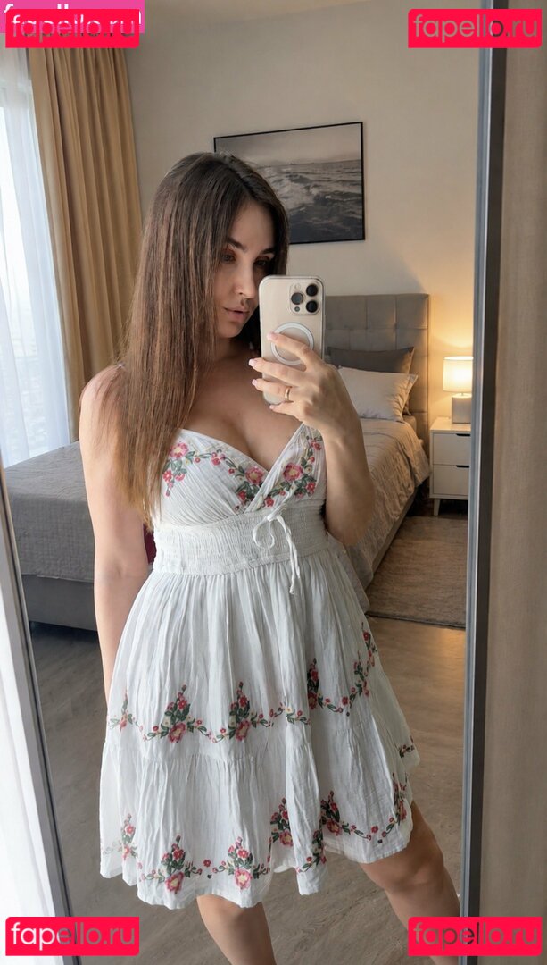 Alina Rai Nude Onlyfans Photo 5