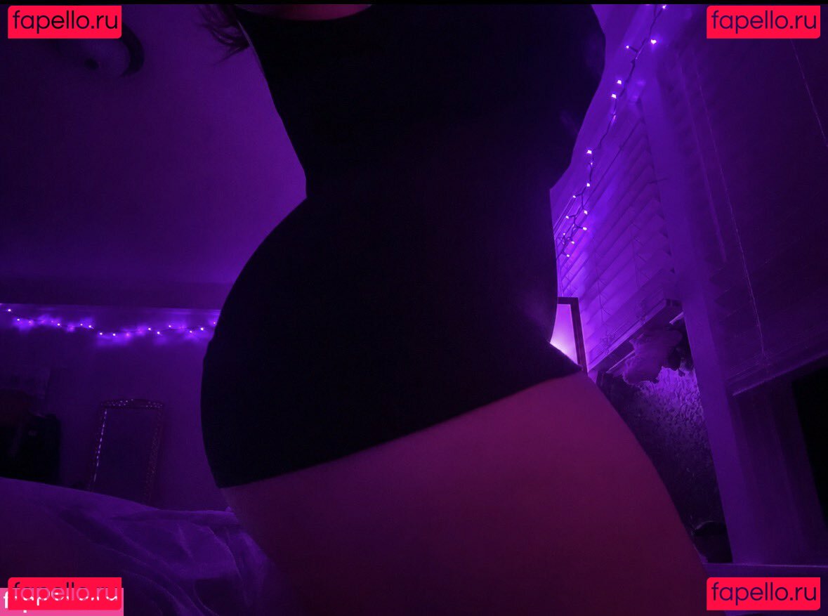 onlinewifey Nude Onlyfans Photo 4