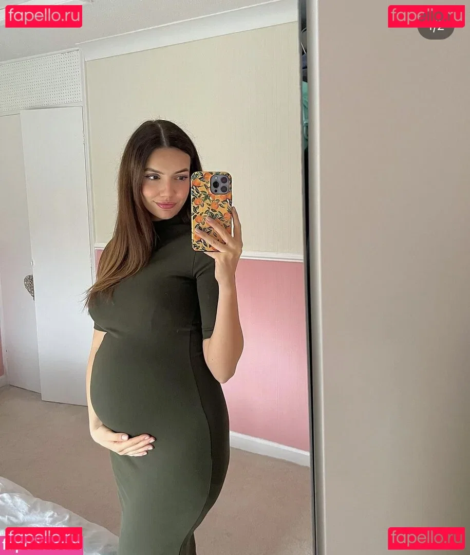 Abigail Day Onlyfans Photo Gallery 