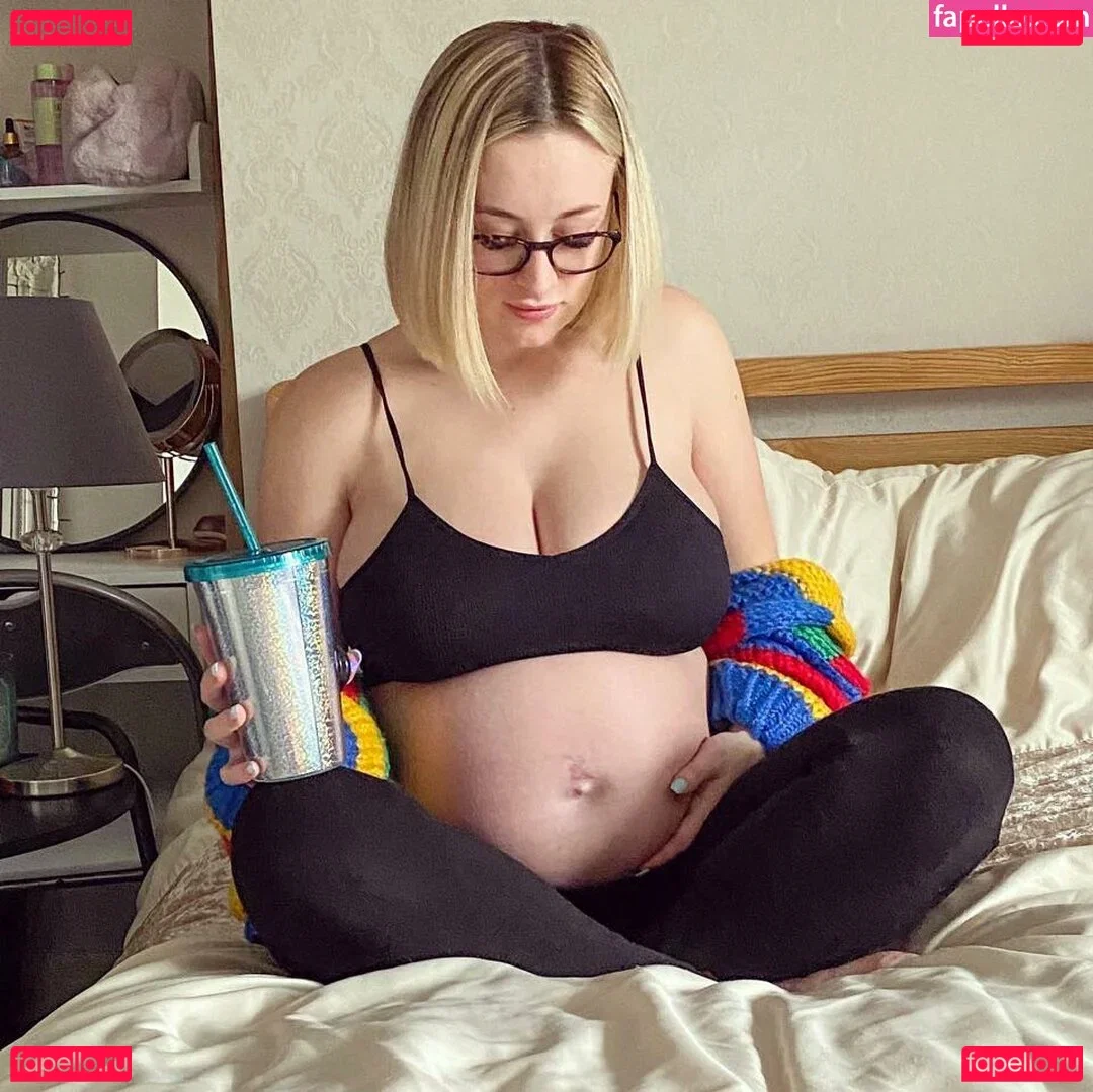 Bewbimiya Onlyfans Photo Gallery 