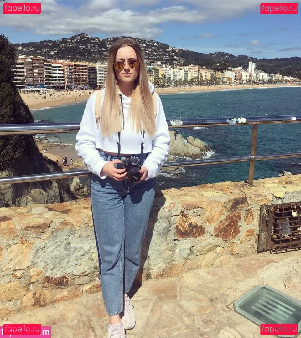 Bewbimiya Onlyfans Photo Gallery 