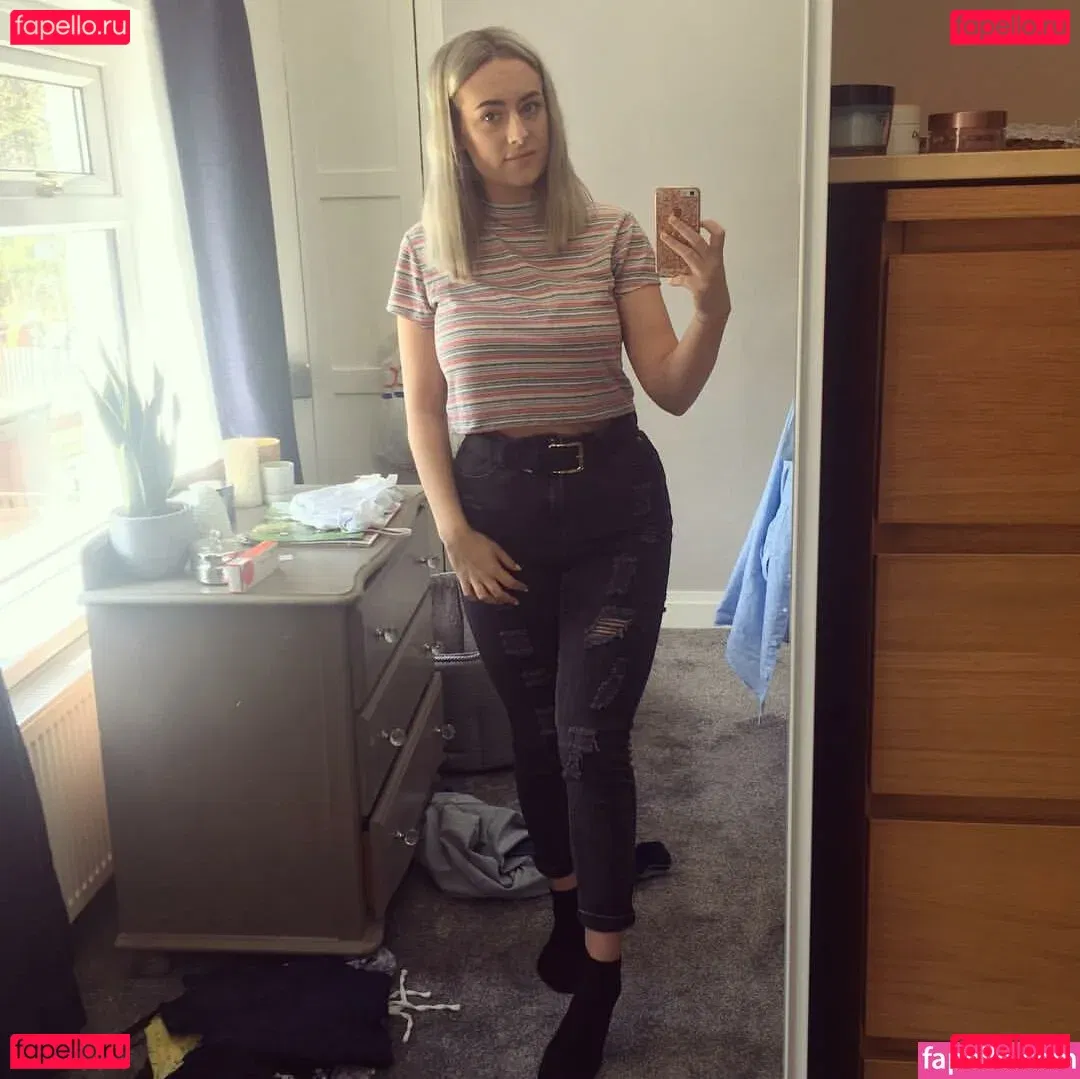 Bewbimiya Onlyfans Photo Gallery 