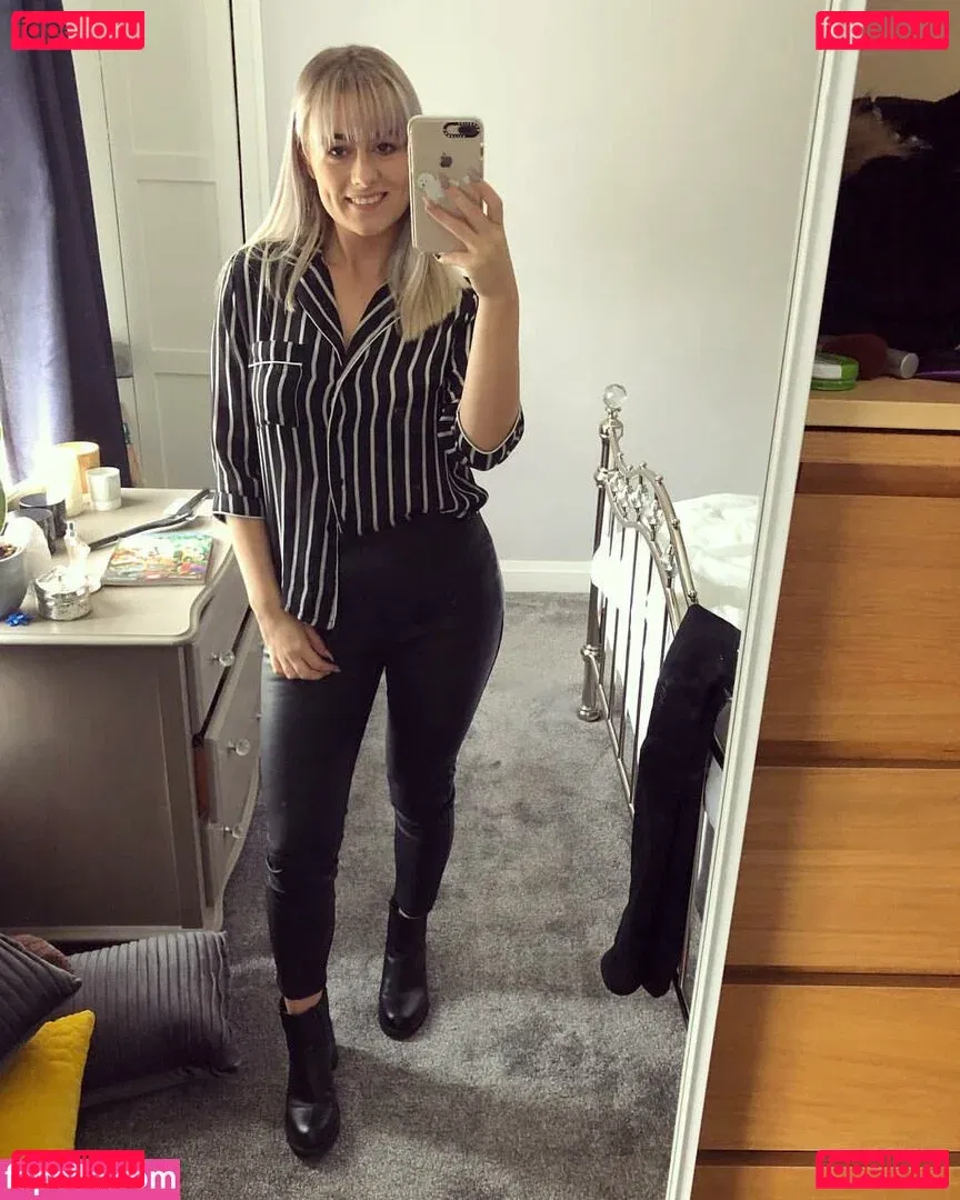 Bewbimiya Onlyfans Photo Gallery 