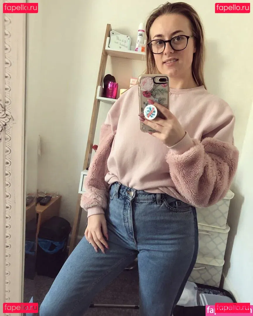 Bewbimiya Onlyfans Photo Gallery 