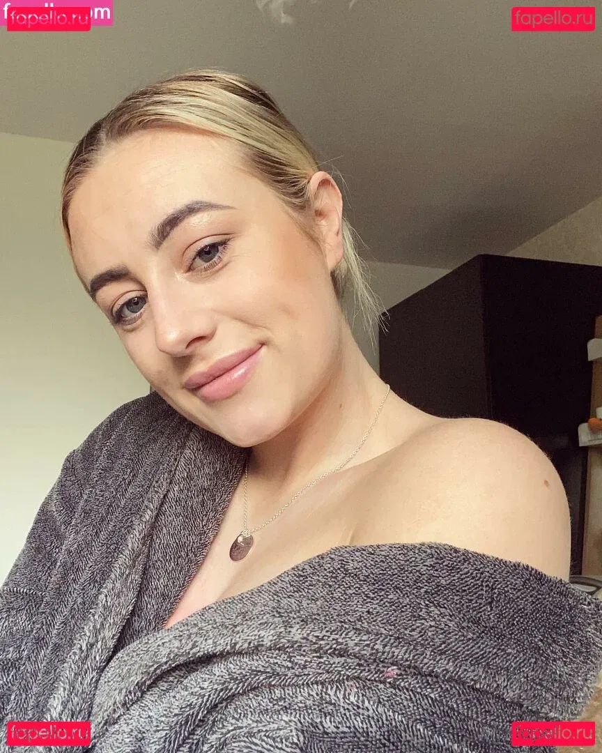 Bewbimiya Onlyfans Photo Gallery 