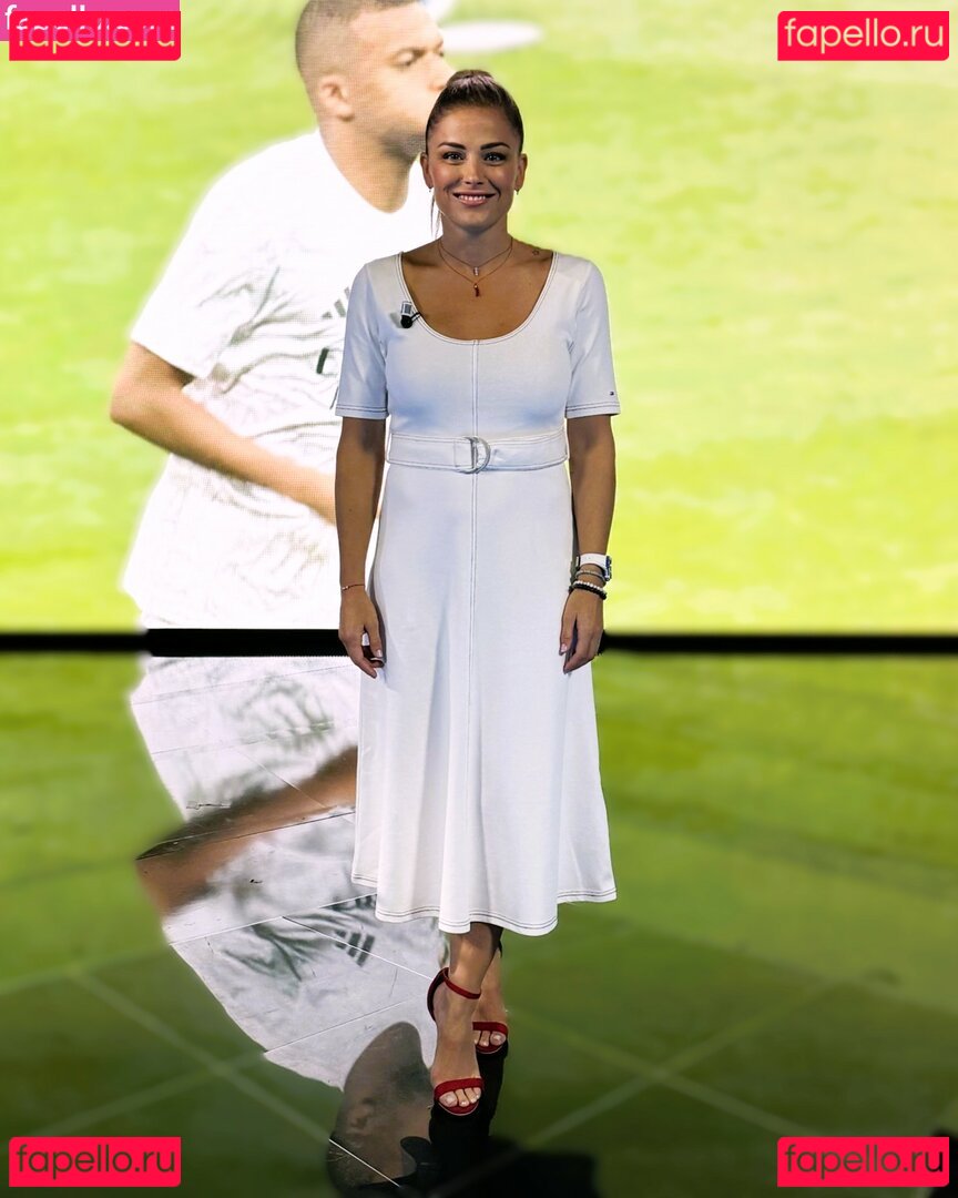 Laure Boulleau Nude Onlyfans Photo 31