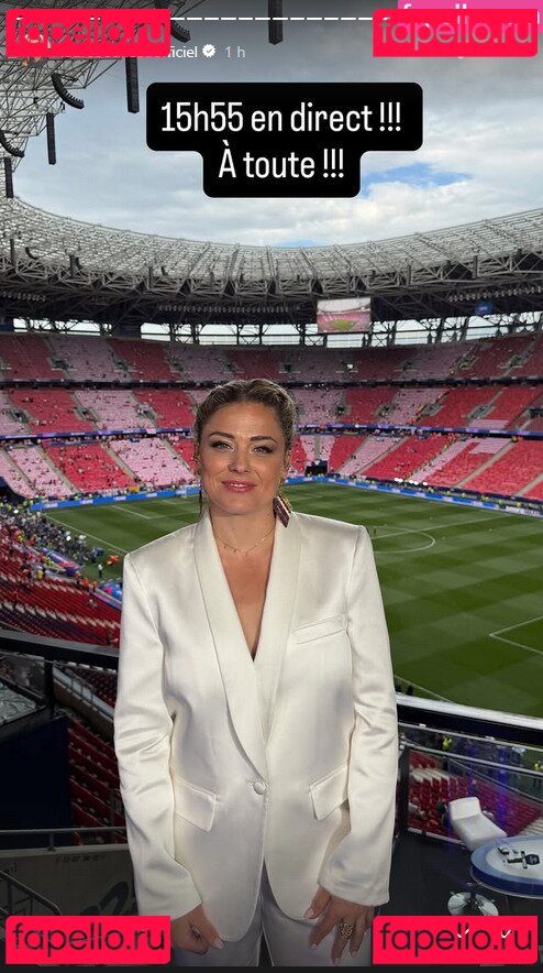 Laure Boulleau Nude Onlyfans Photo 15
