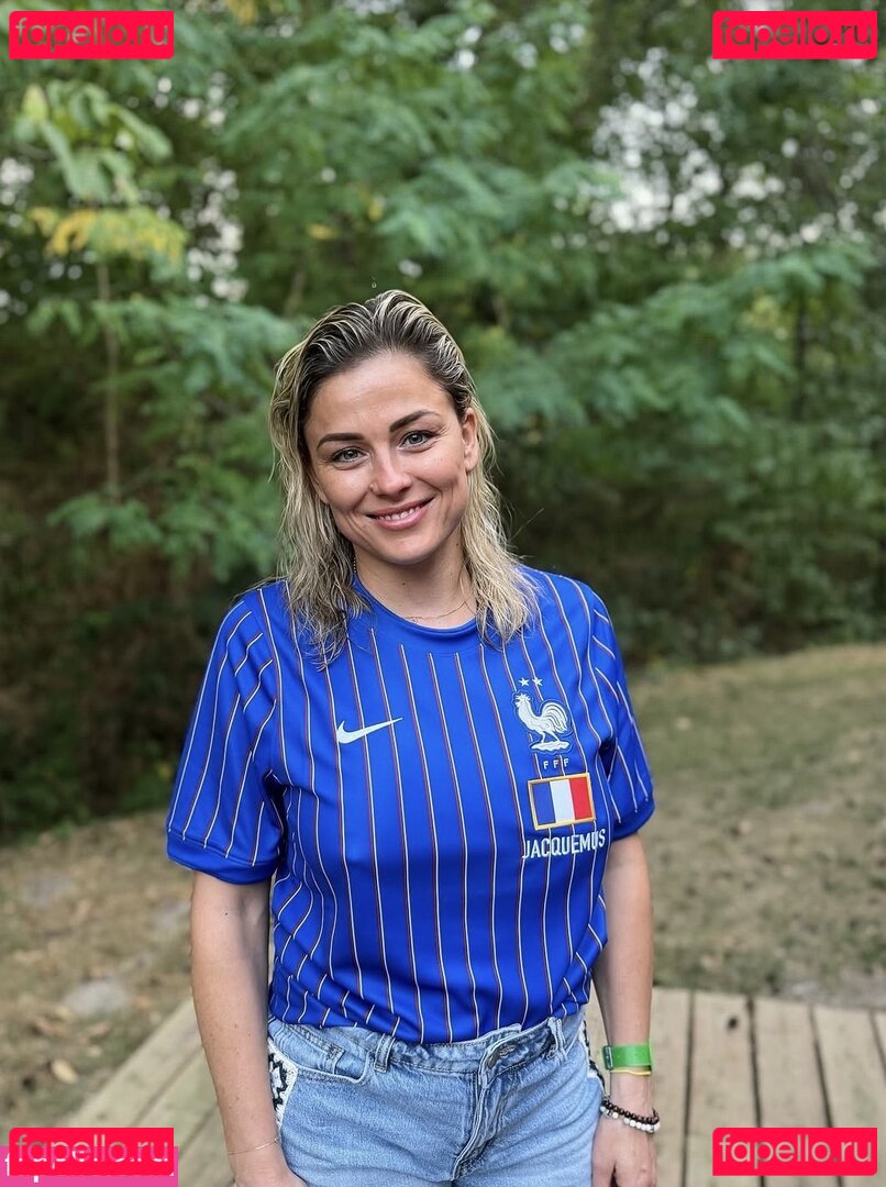 Laure Boulleau Nude Onlyfans Photo 10