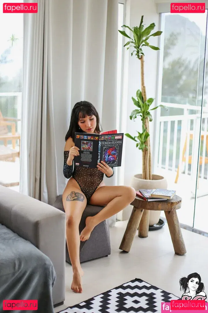 SG Natth Onlyfans Photo Gallery 