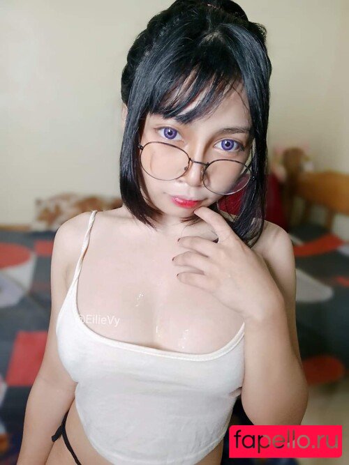 Eilie Vy Nude Onlyfans Photo 37