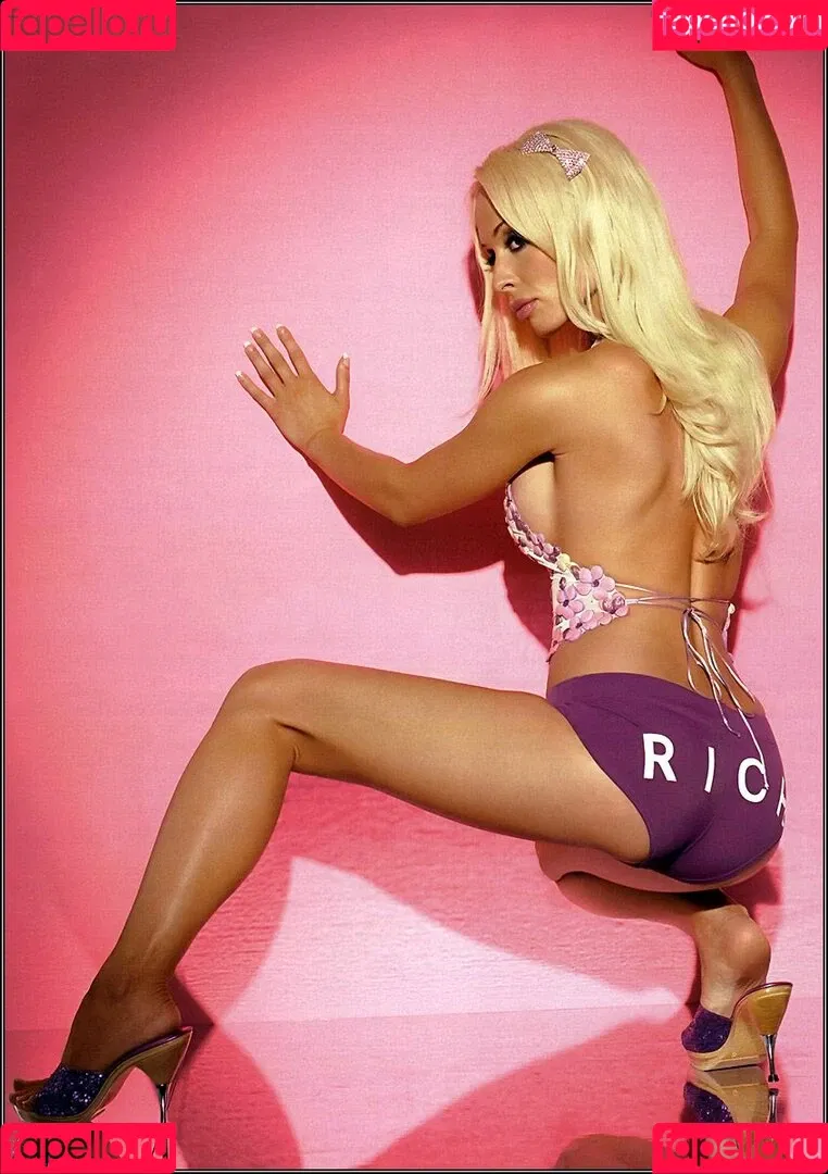 Cora Schumacher Onlyfans Photo Gallery 