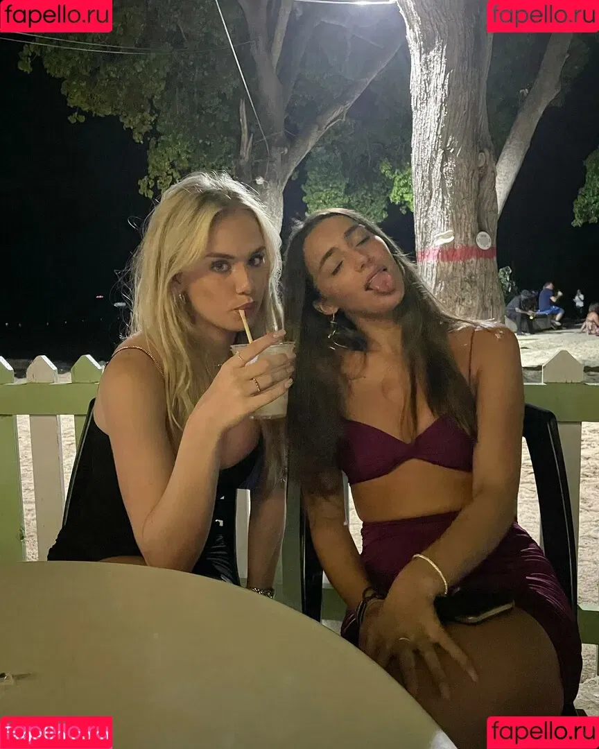 Gabriella Davies Onlyfans Photo Gallery 