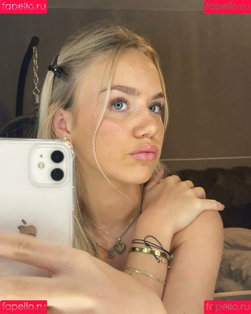 Gabriella Davies Onlyfans Photo Gallery 