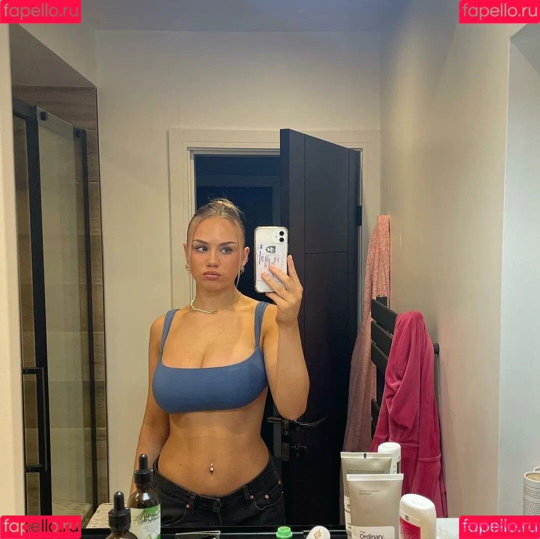 Gabriella Davies Onlyfans Photo Gallery 