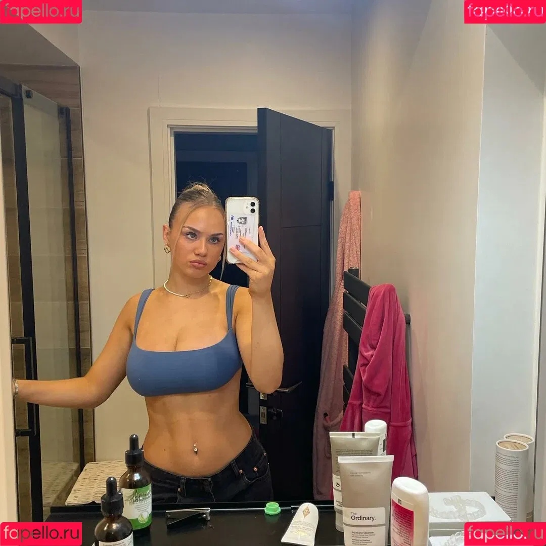 Gabriella Davies Onlyfans Photo Gallery 