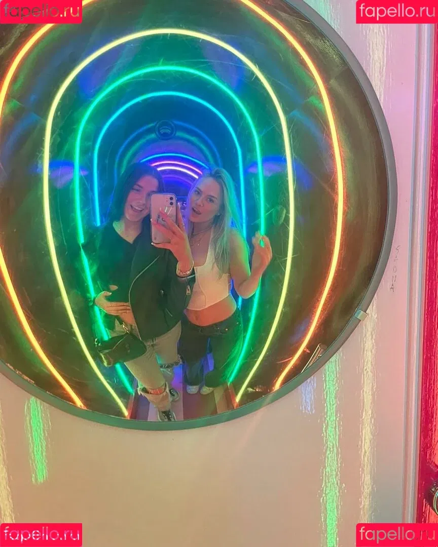 Gabriella Davies Onlyfans Photo Gallery 