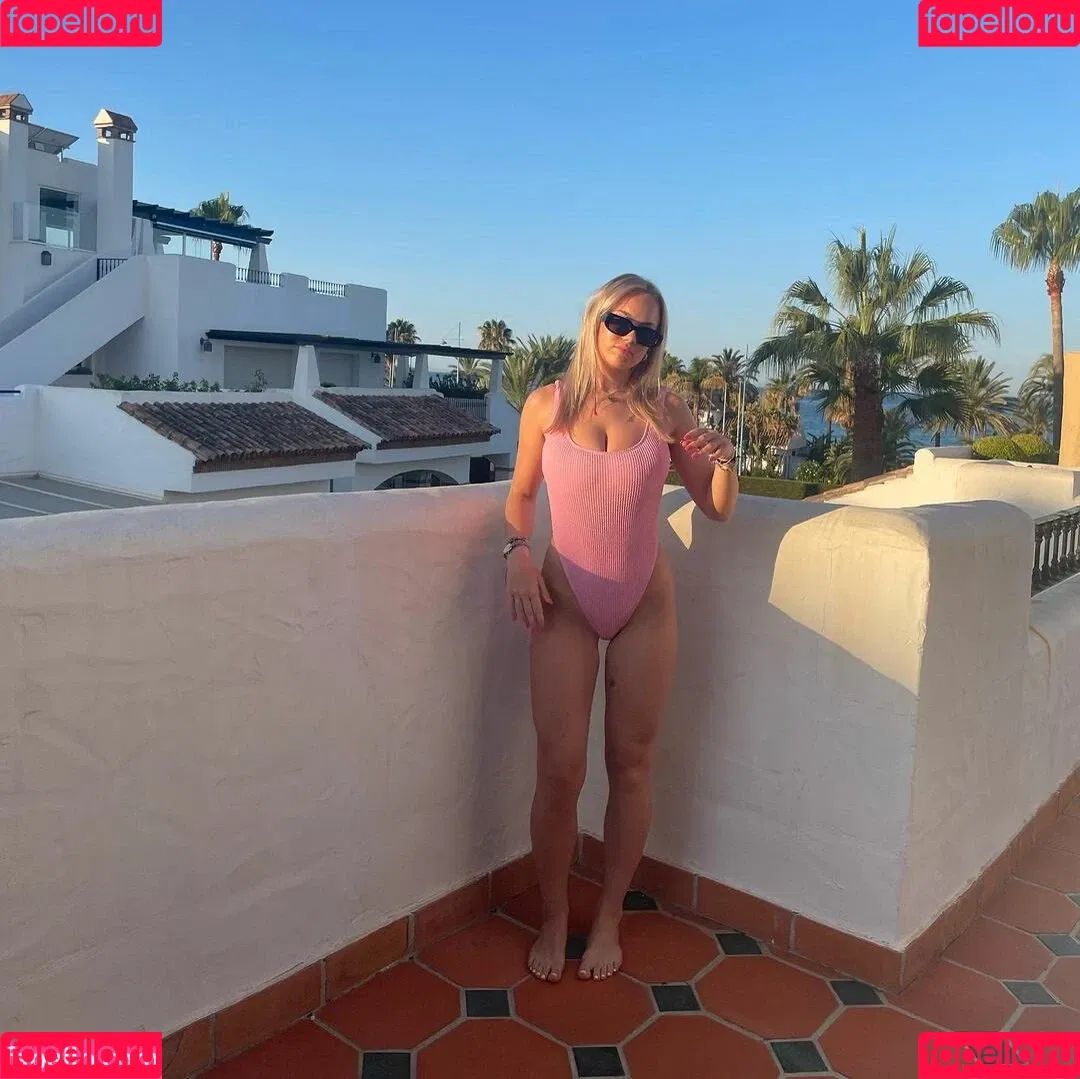 Gabriella Davies Onlyfans Photo Gallery 