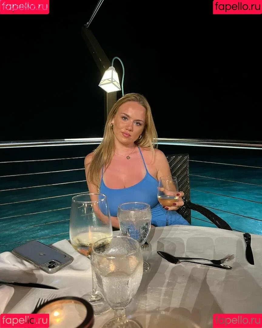 Gabriella Davies Onlyfans Photo Gallery 