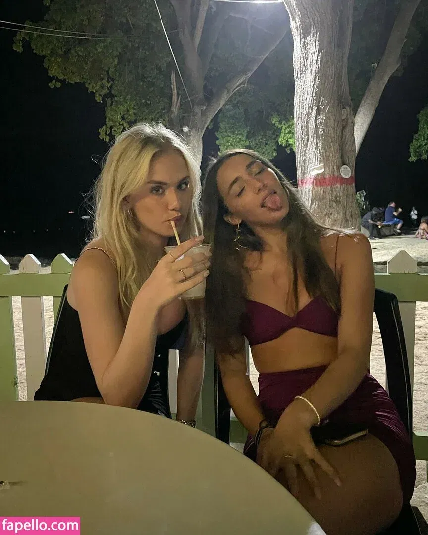 Gabriella Davies Onlyfans Photo Gallery 