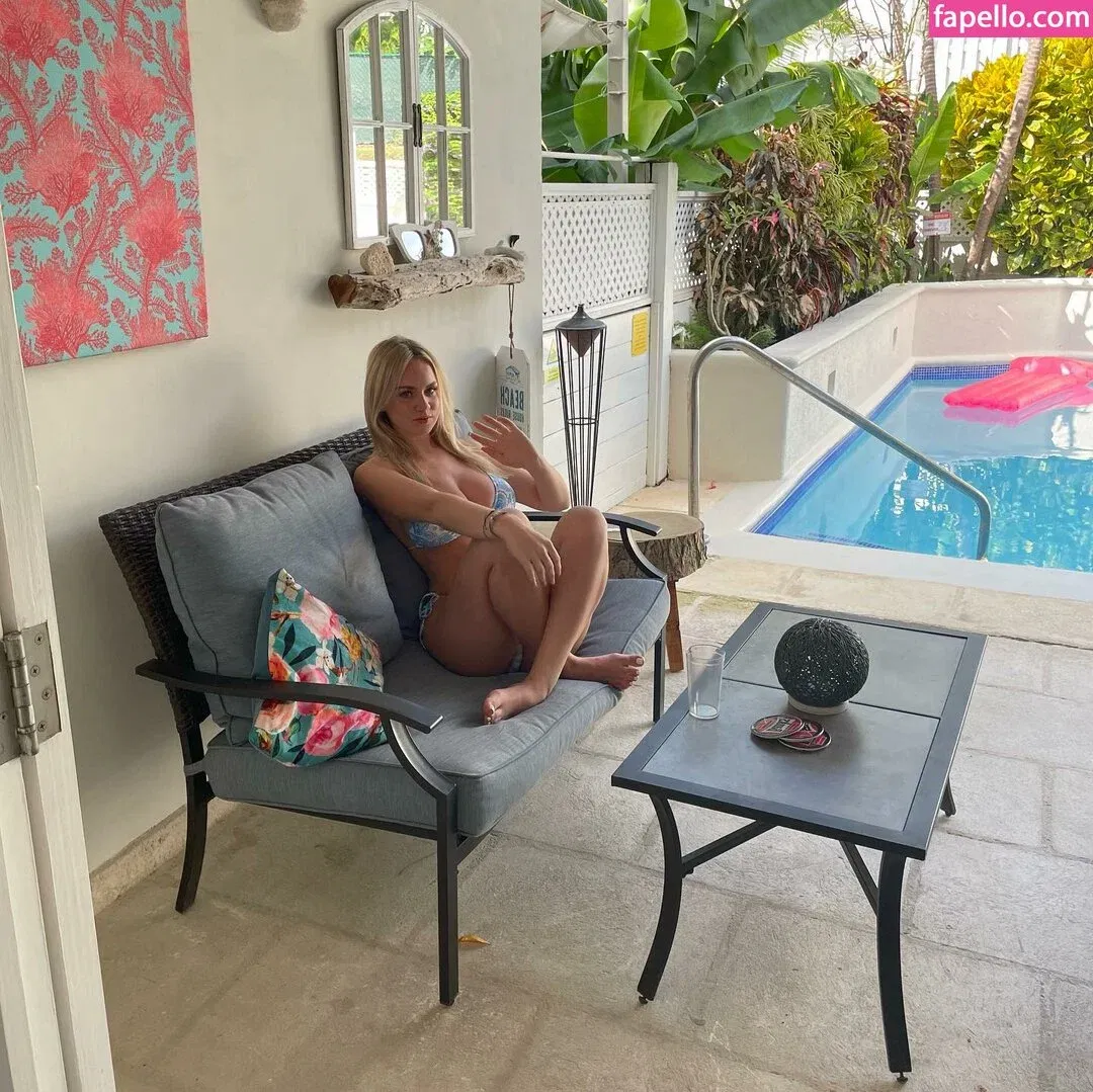 Gabriella Davies Onlyfans Photo Gallery 