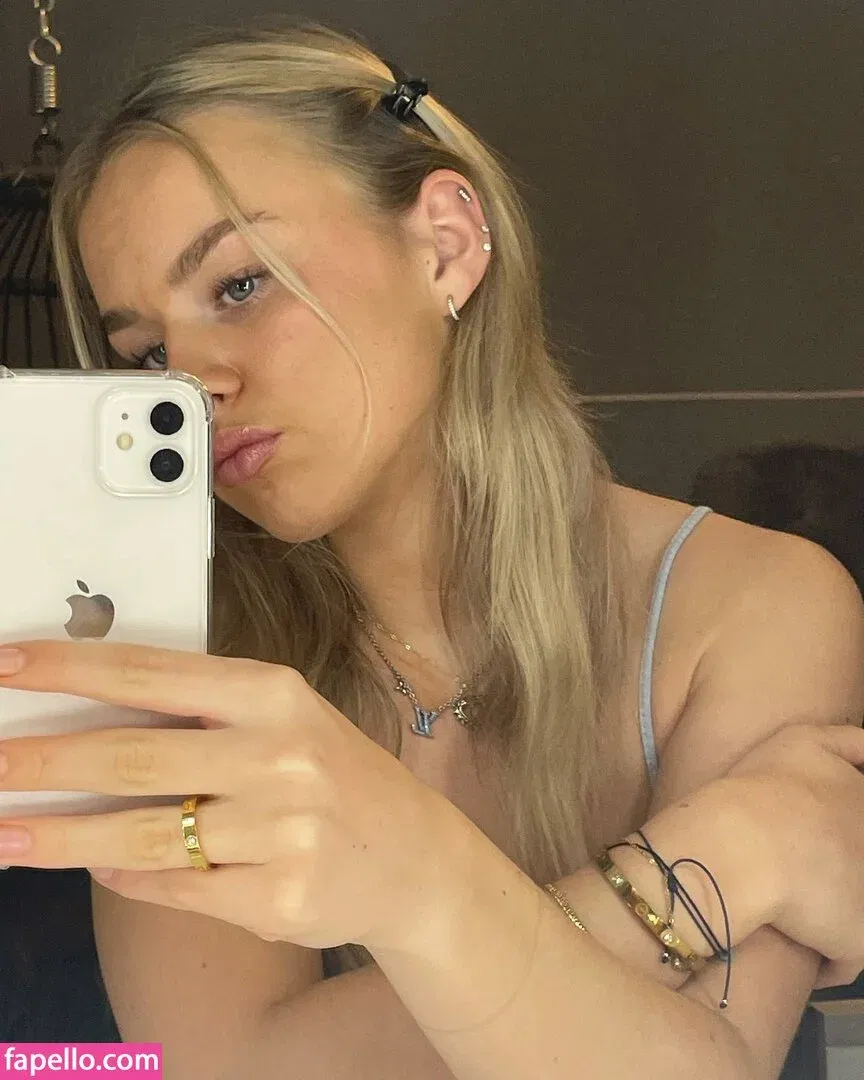 Gabriella Davies Onlyfans Photo Gallery 