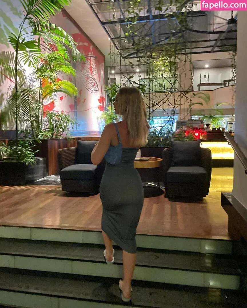 Gabriella Davies Onlyfans Photo Gallery 