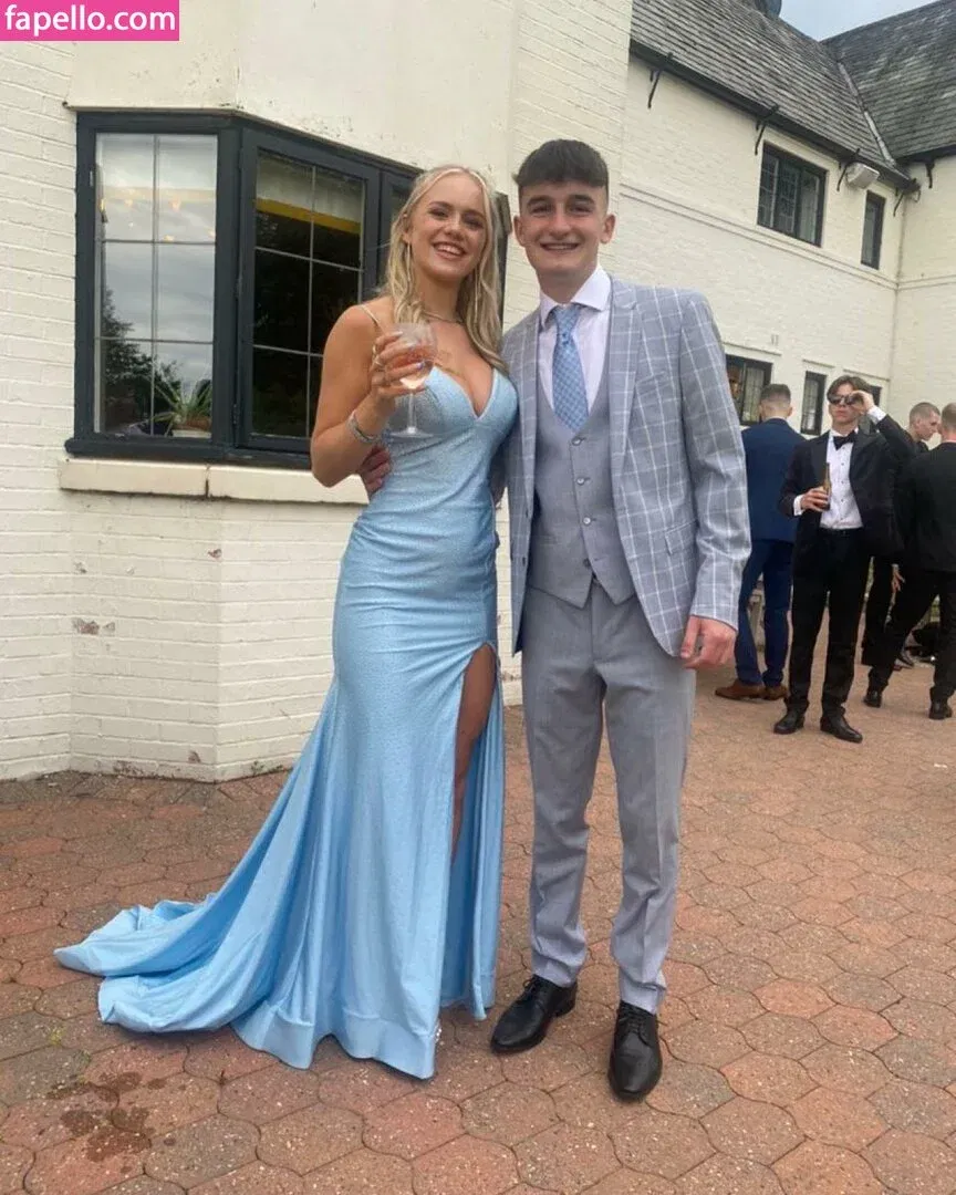 Gabriella Davies Onlyfans Photo Gallery 