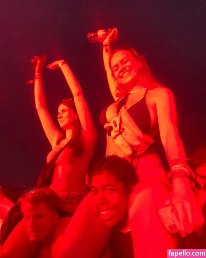 Gabriella Davies Onlyfans Photo Gallery 