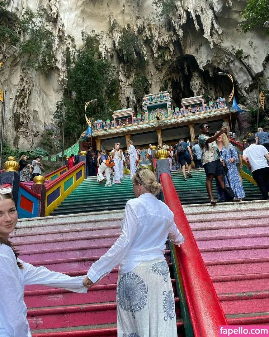 Gabriella Davies Onlyfans Photo Gallery 