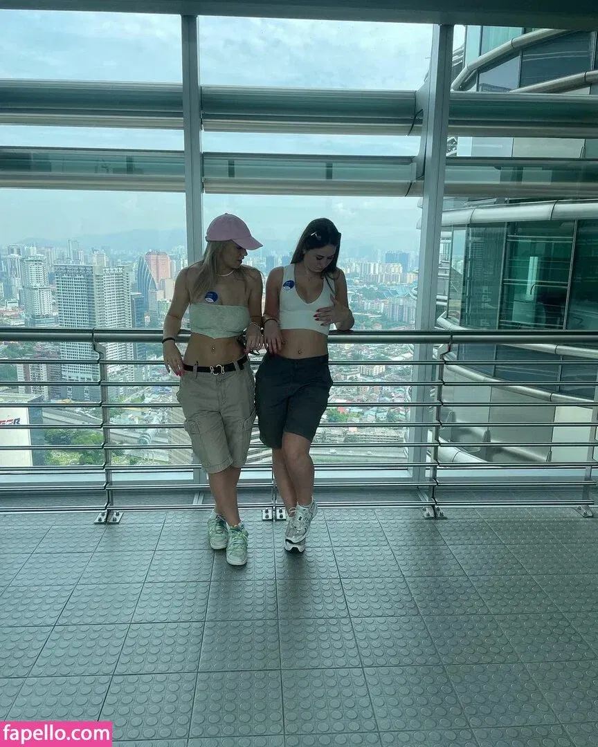 Gabriella Davies Onlyfans Photo Gallery 