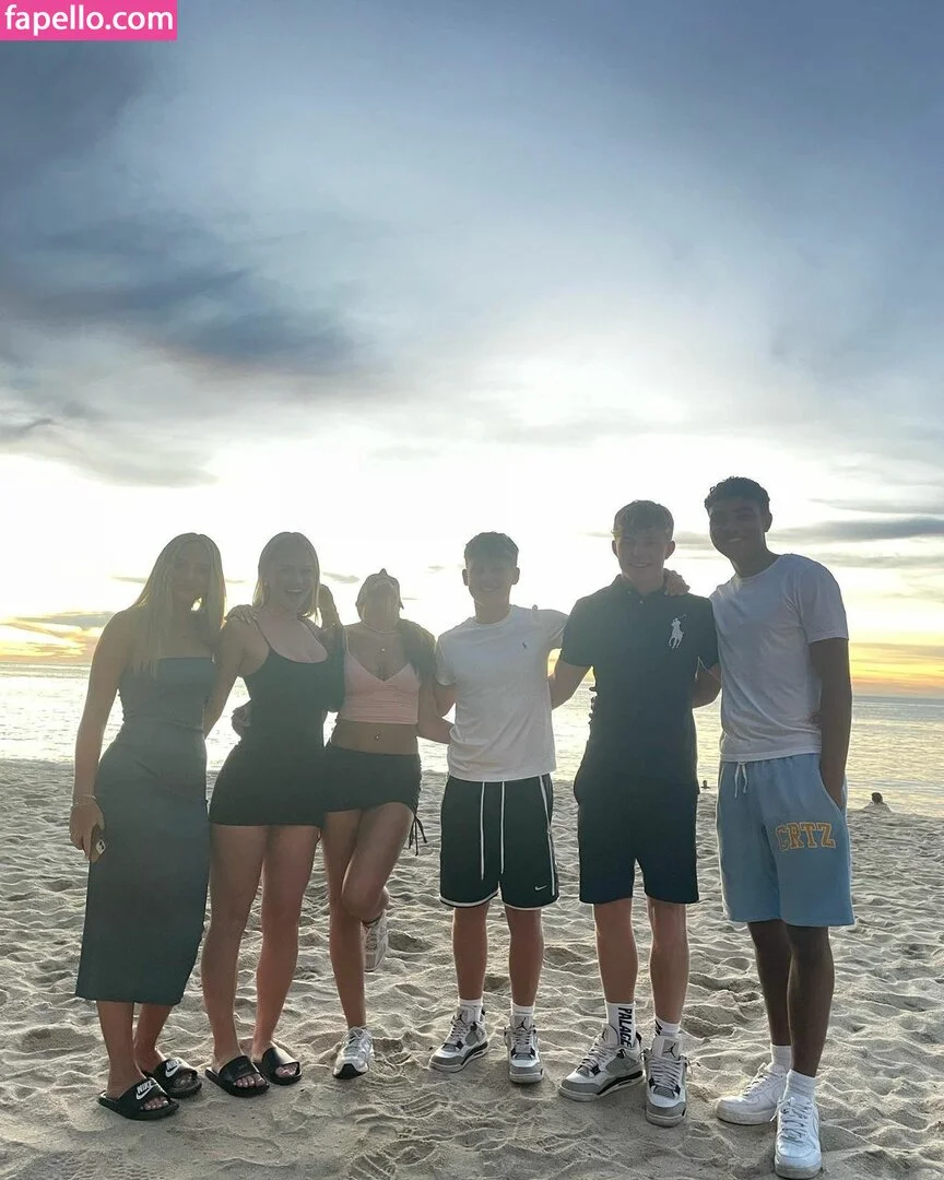 Gabriella Davies Onlyfans Photo Gallery 