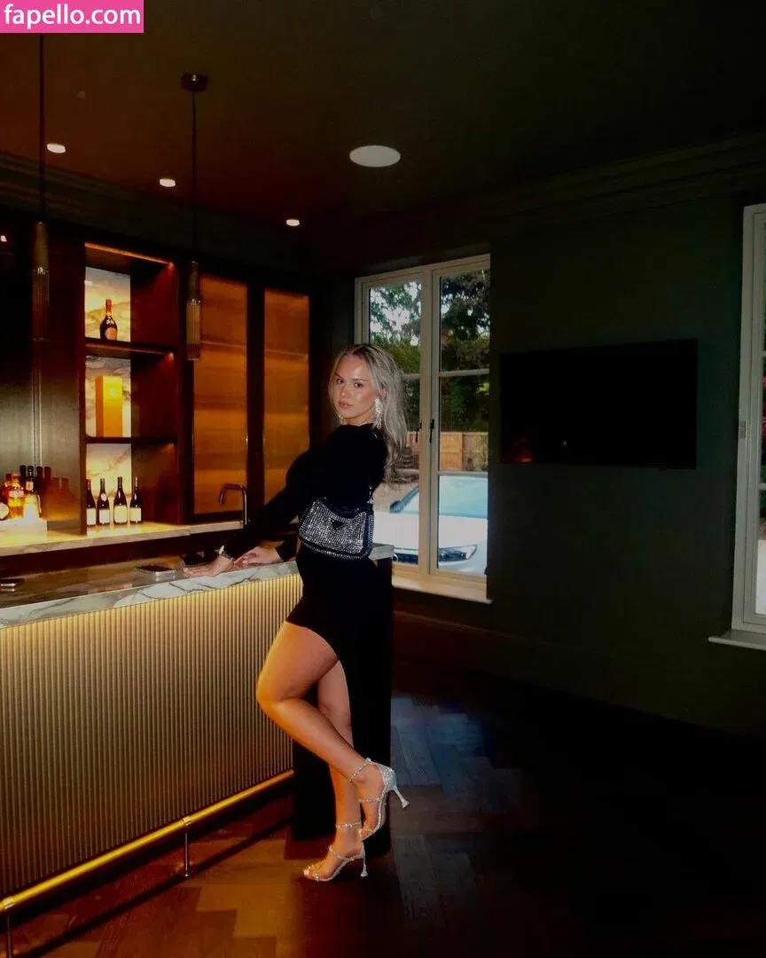 Gabriella Davies Onlyfans Photo Gallery 