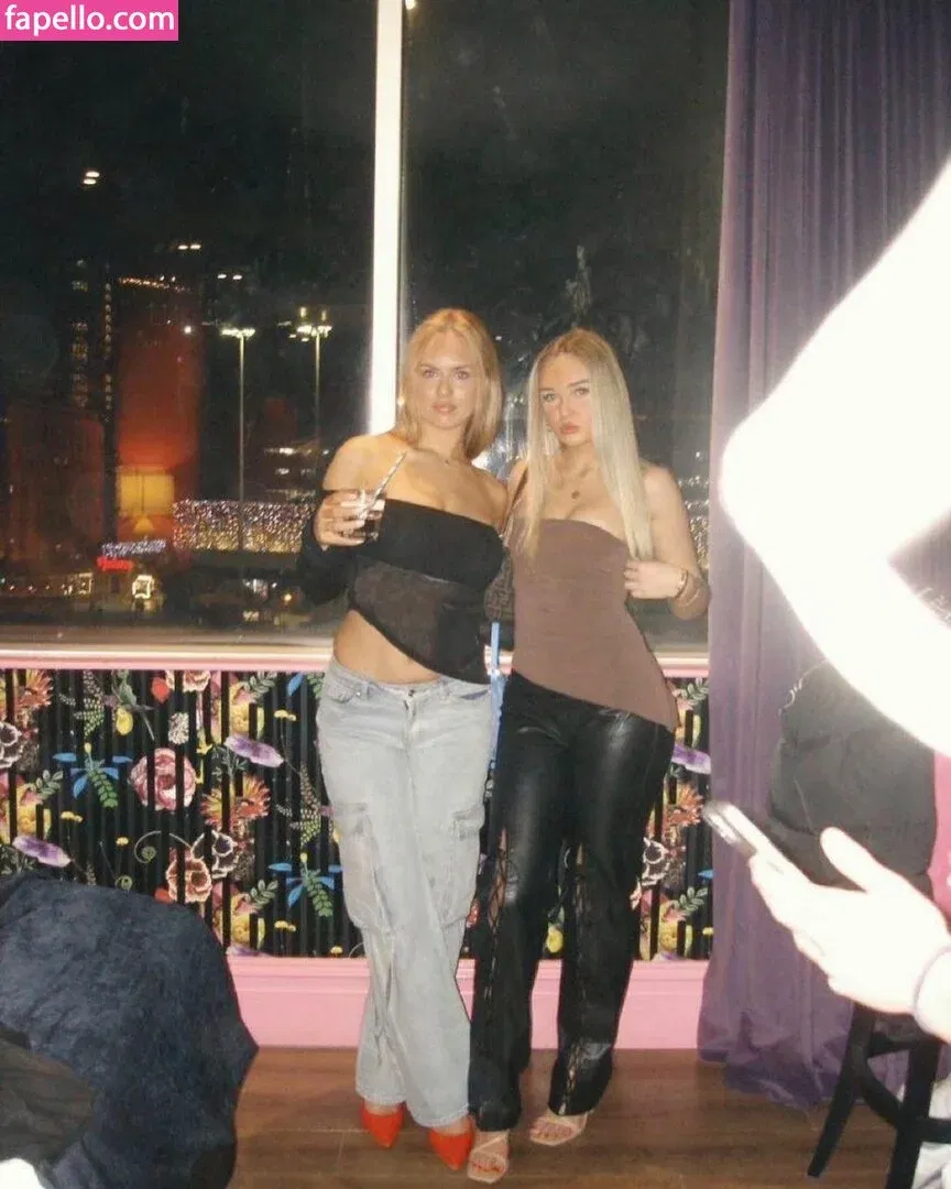 Gabriella Davies Onlyfans Photo Gallery 