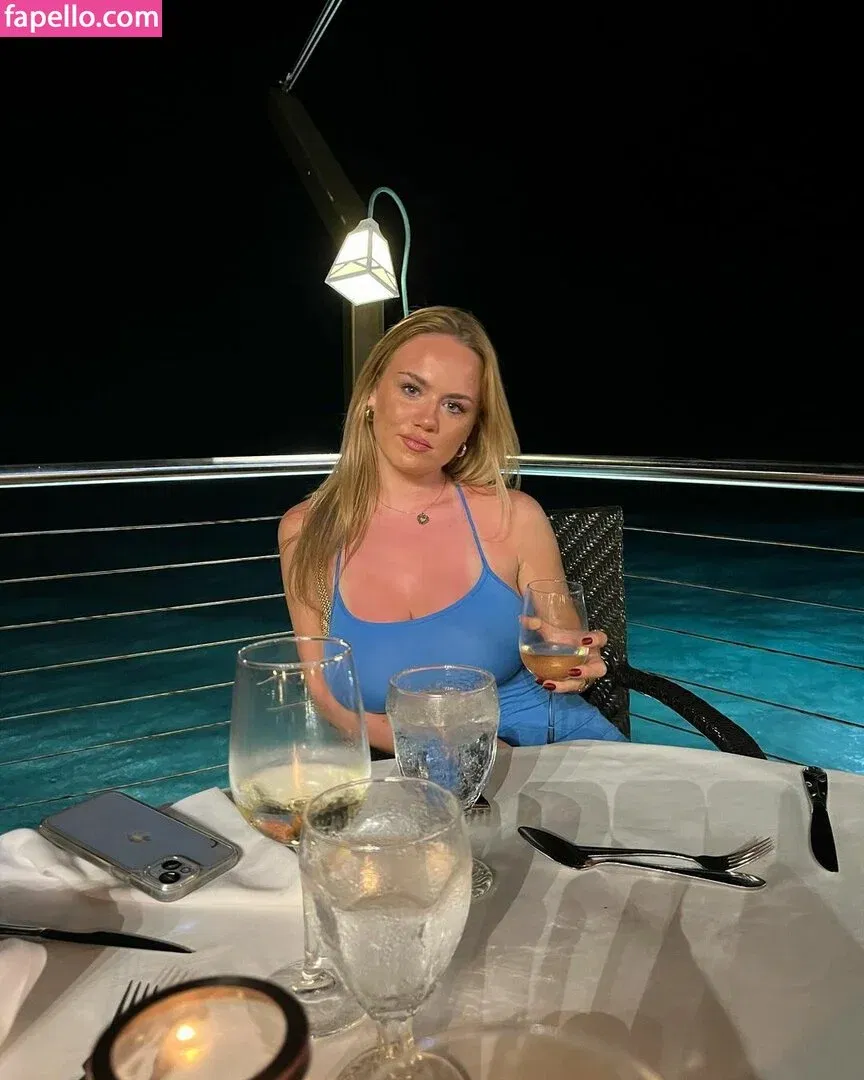 Gabriella Davies Onlyfans Photo Gallery 