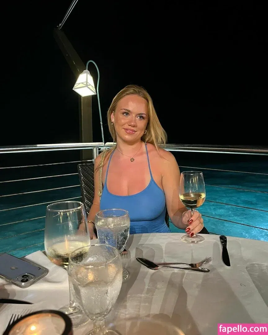 Gabriella Davies Onlyfans Photo Gallery 