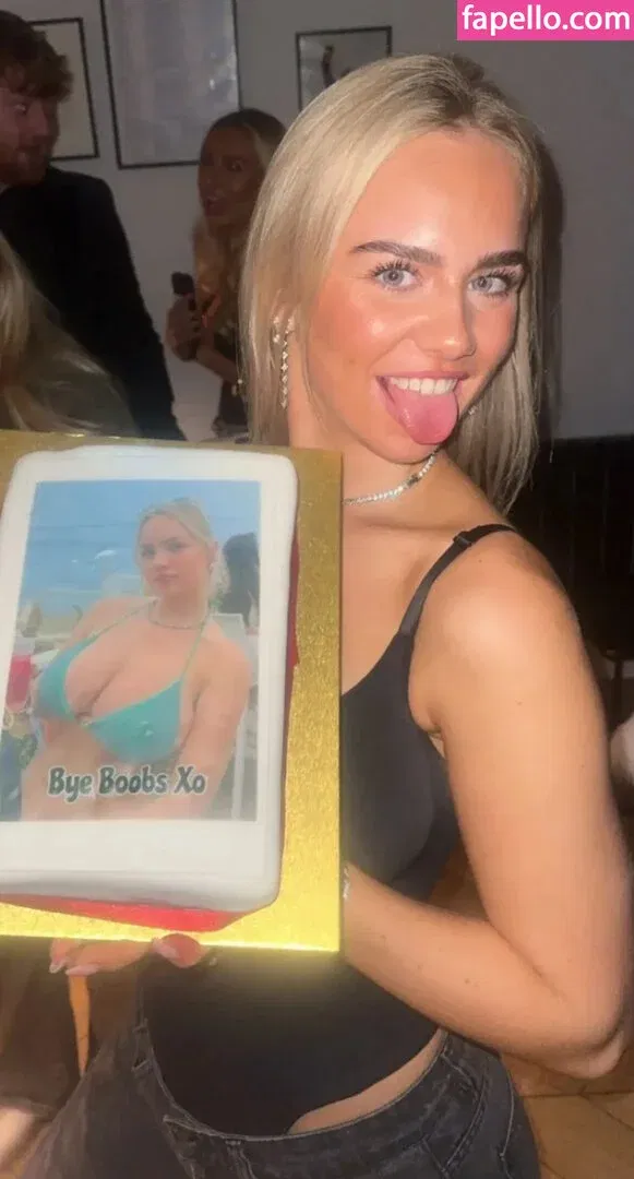 Gabriella Davies Onlyfans Photo Gallery 