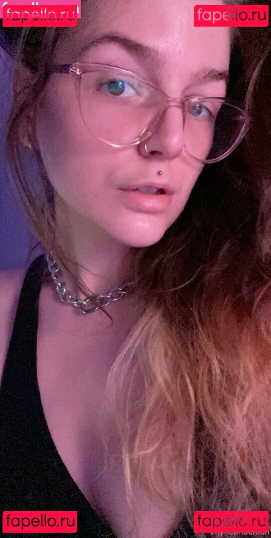 tinyneondemon Nude Onlyfans Photo 12
