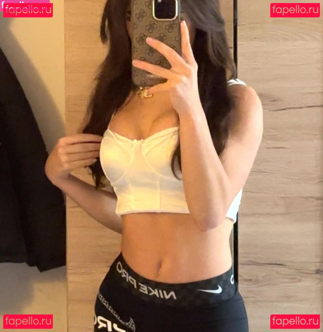 Doreen Gnadi Nude Onlyfans Photo 49
