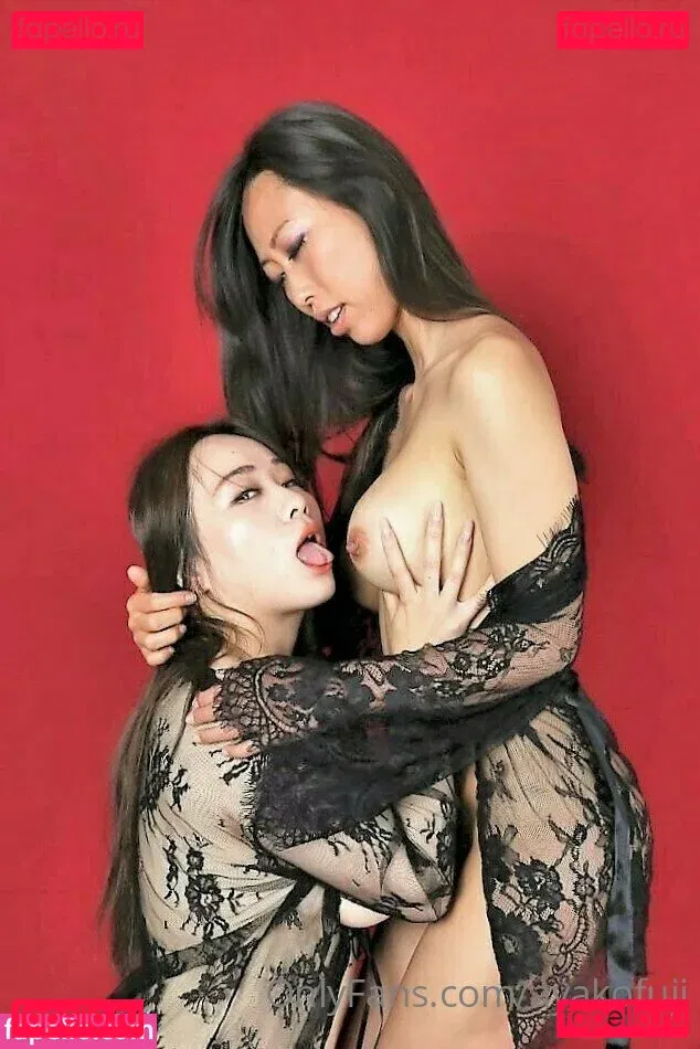 julieling0314 Onlyfans Photo Gallery 