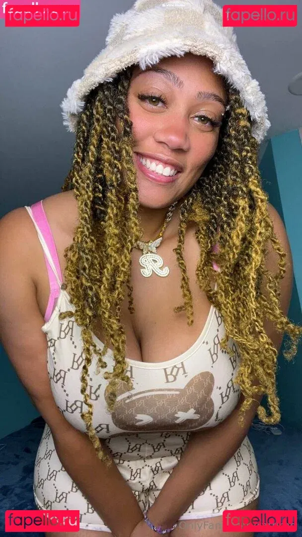 Rarrired Onlyfans Photo Gallery 