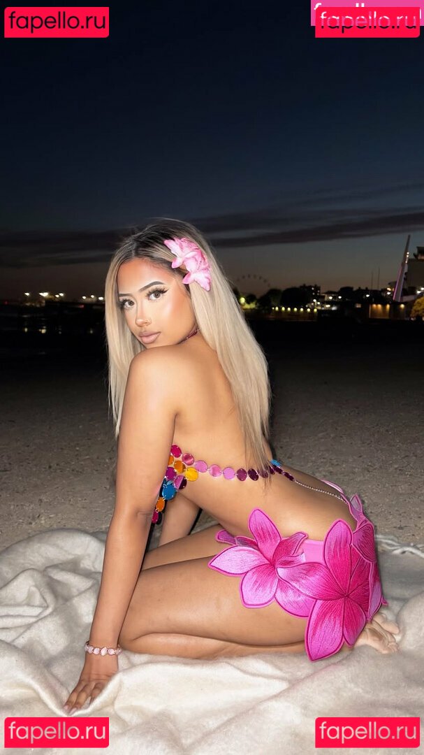 Maariya Sofia Nude Onlyfans Photo 12