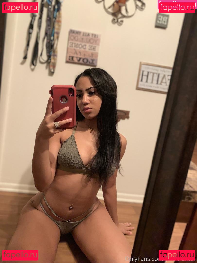 Julleriamor Nude Onlyfans Photo 8