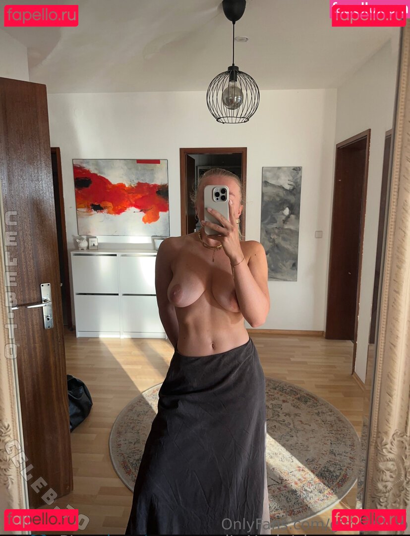 gimgyrl Nude Onlyfans Photo 34