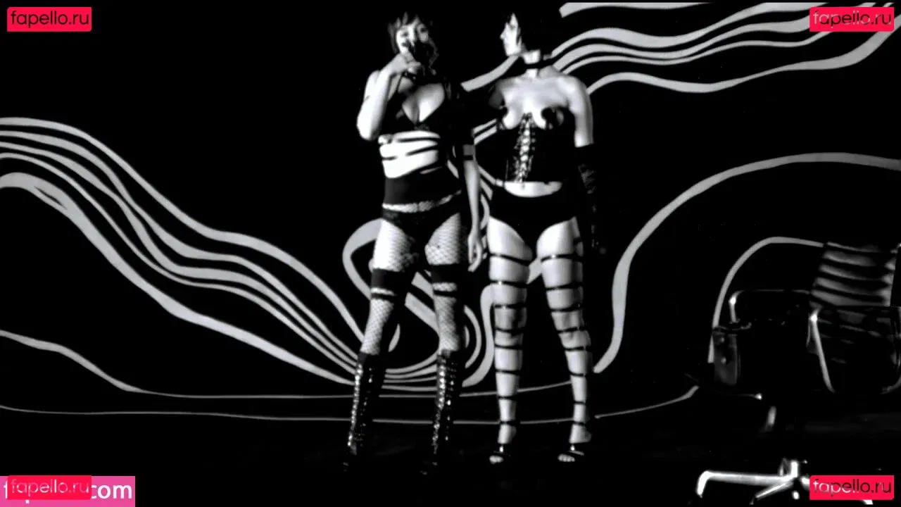 Rosanne Mulholland Onlyfans Photo Gallery 