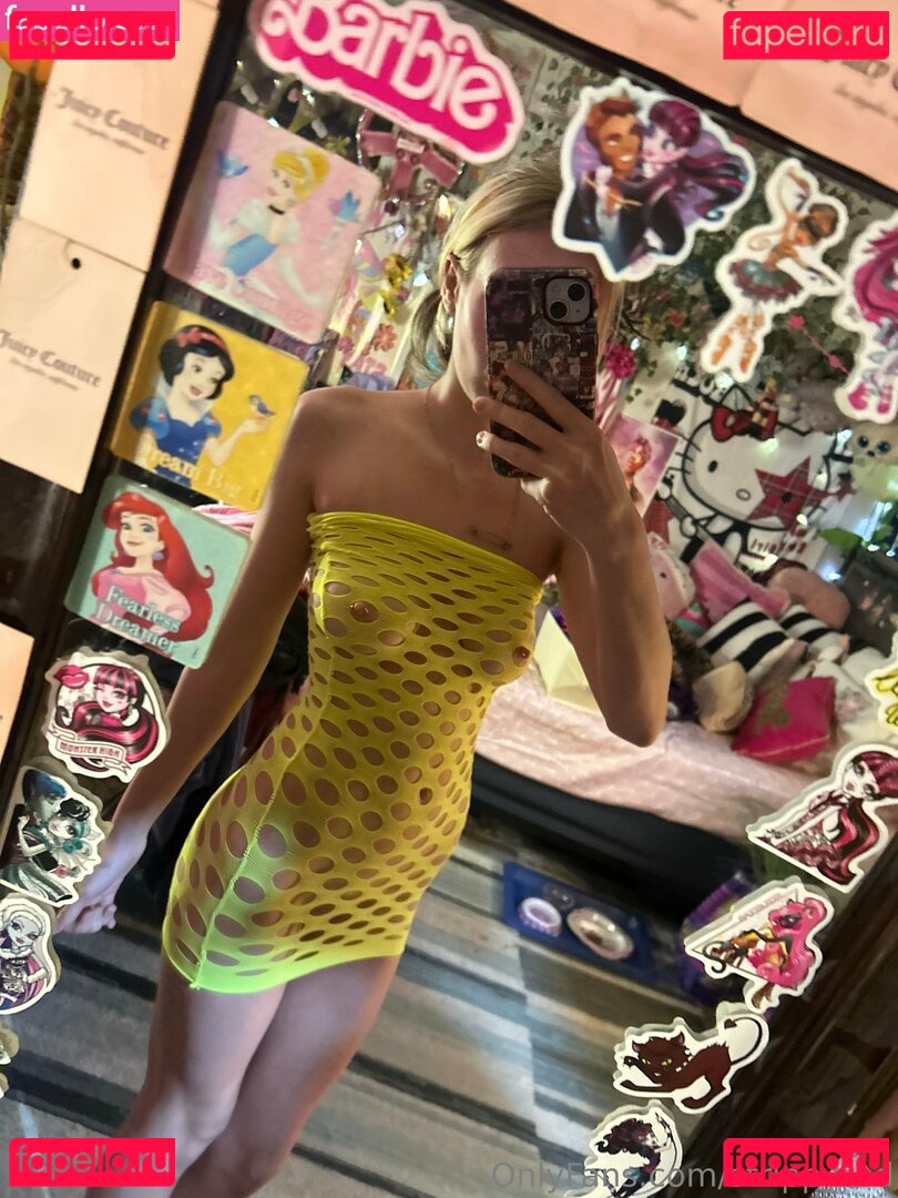 strippyred Nude Onlyfans Photo 5